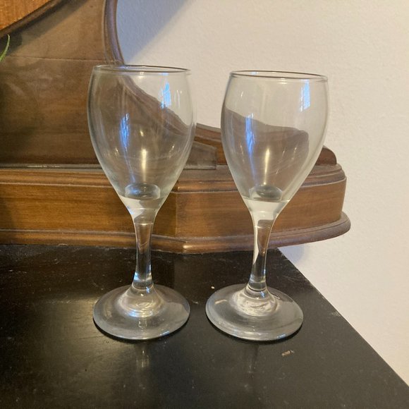 Couple of Cordial Glassware - Picture 1 of 2